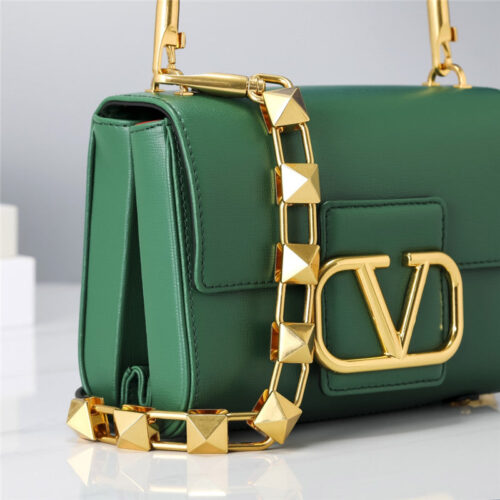 High Quality Luxury Valentino Garavani Stud Sign Shoulder Bag – Style 03729 product detail