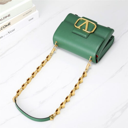 High Quality Luxury Valentino Garavani Stud Sign Shoulder Bag – Style 03729 product detail
