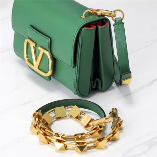 High Quality Luxury Valentino Garavani Stud Sign Shoulder Bag – Style 03729 product detail