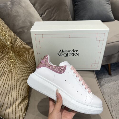 High Quality Luxury Alexander McQueen Couple Sneakers – Style 92035 alternate view