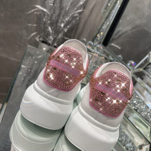 High Quality Luxury Alexander McQueen Couple Sneakers – Style 92035 product detail