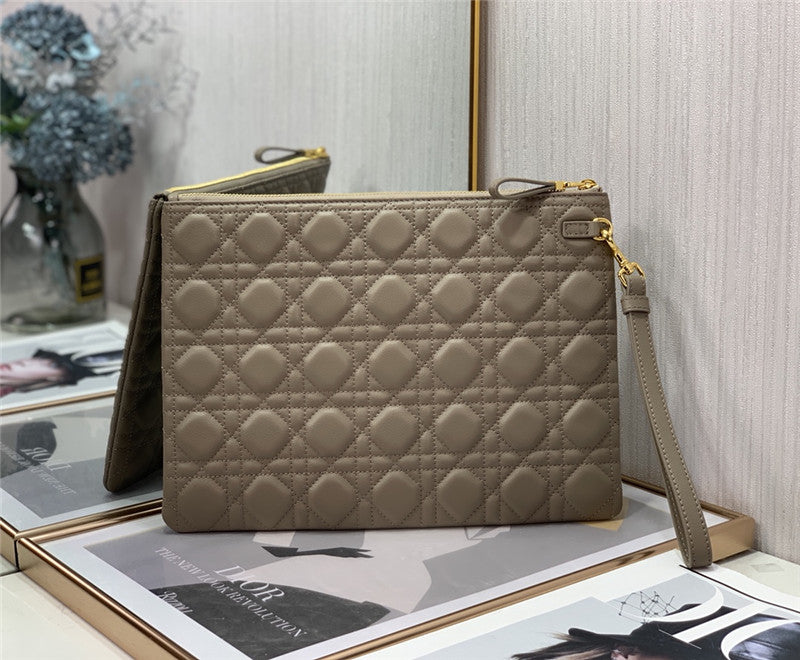 High Quality Luxury Dior Caro Clutch – Style 25301 product detail