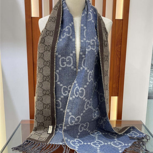High Quality Luxury Gucci GG Fringed Knit Scarf product detail