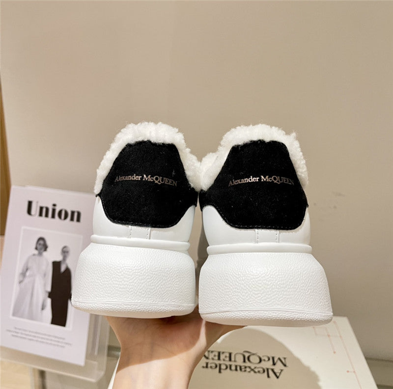 High Quality Luxury Alexander McQueen White Sneakers Womens – Style 35459 product detail
