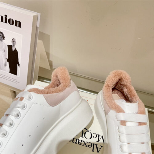 High Quality Luxury Alexander McQueen Sneakers Womens product detail