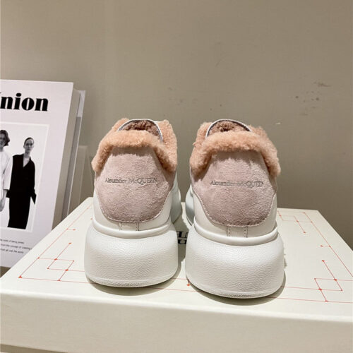 High Quality Luxury Alexander McQueen Sneakers Womens product detail