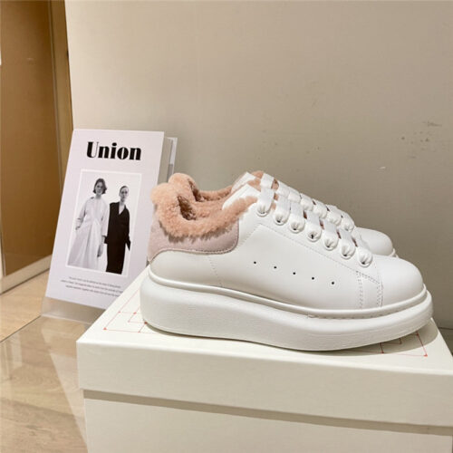 High Quality Luxury Alexander McQueen Sneakers Womens alternate view