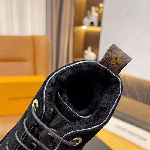 High Quality Luxury Louis Vuitton Sports Boots product detail