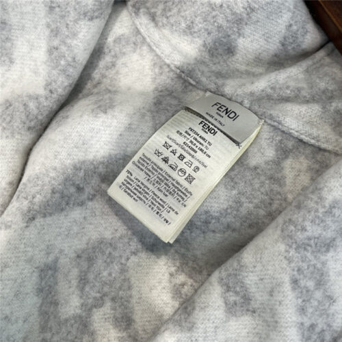 High Quality Luxury Fendi FF Cashmere Hooded Cloak product detail