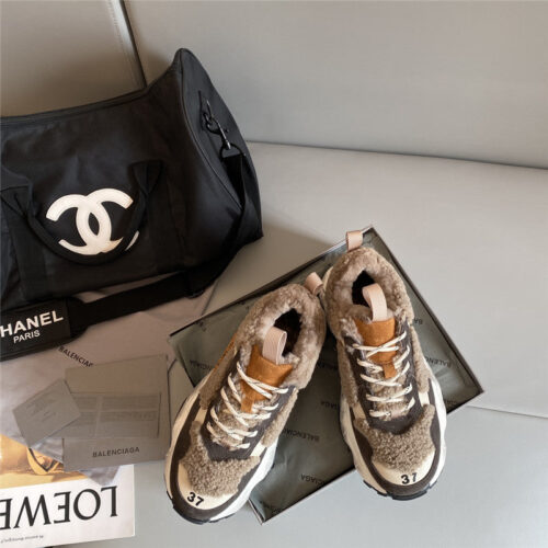 High Quality Luxury Balenciaga Wool Sneakers alternate view
