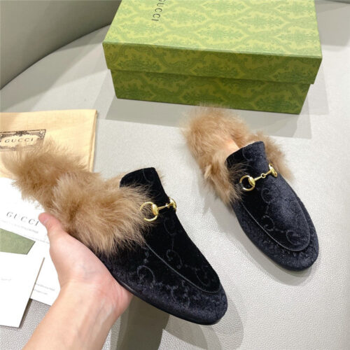 High Quality Luxury Gucci Classic Wool Slippers – Style 39699 product detail