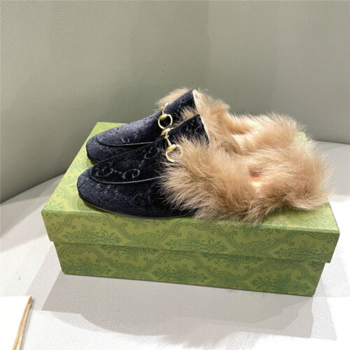 High Quality Luxury Gucci Classic Wool Slippers – Style 39699 product detail