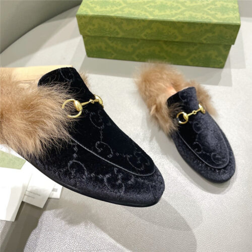 High Quality Luxury Gucci Classic Wool Slippers – Style 39699 product detail