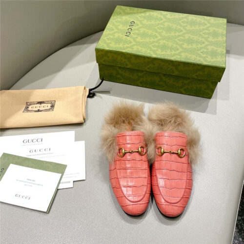 High Quality Luxury Gucci Classic Wool Slippers – Style 38003 alternate view