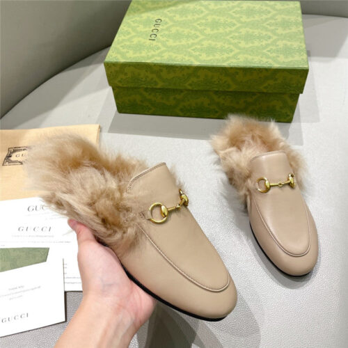 High Quality Luxury Gucci Classic Wool Slippers – Style 72467 product detail