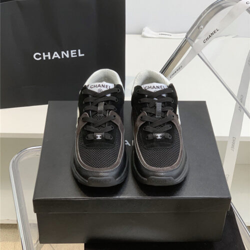 High Quality Luxury Chanel Cc Logo Runner Sneaker product detail