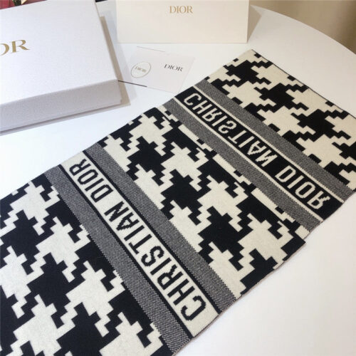 High Quality Luxury Dior 30 Montaigne Scarfs product detail
