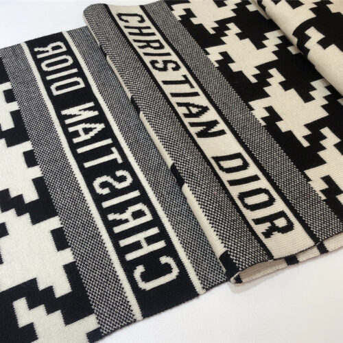 High Quality Luxury Dior 30 Montaigne Scarfs product detail