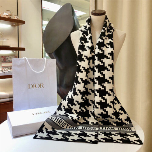 High Quality Luxury Dior 30 Montaigne Scarfs