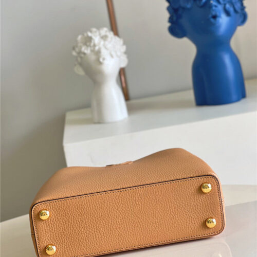 High Quality Luxury Louis Vuitton Capucines BB Bag – Style 47539 product detail
