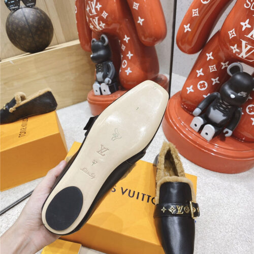 High Quality Luxury Louis Vuitton Bahia Flat Loafers product detail