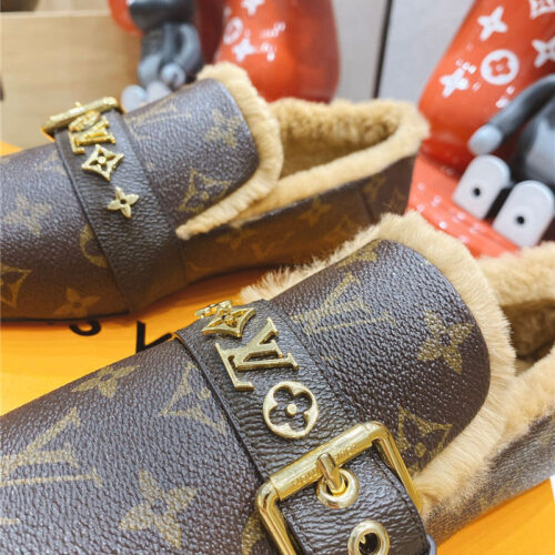 High Quality Luxury Louis Vuitton Bahia Flat Loafers – Style 38819 product detail