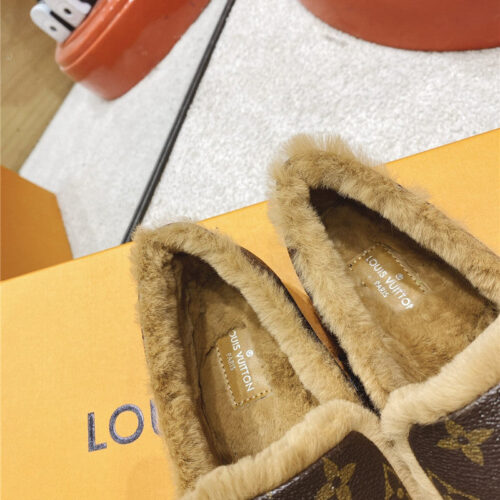High Quality Luxury Louis Vuitton Bahia Flat Loafers – Style 38819 product detail