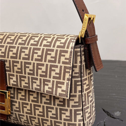 High Quality Luxury Fendi 1997 Classic Hobo Bag product detail