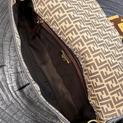 High Quality Luxury Fendi 1997 Classic Hobo Bag product detail