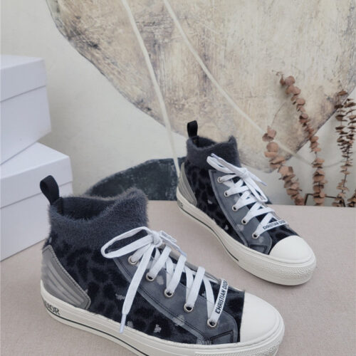 High Quality Luxury Dior Knitted Fabric Sneakers product detail