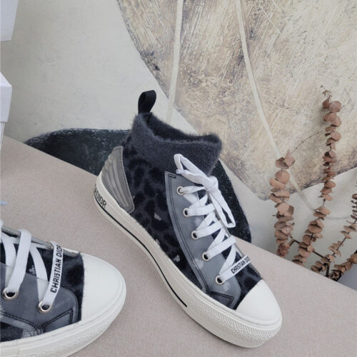 High Quality Luxury Dior Knitted Fabric Sneakers product detail