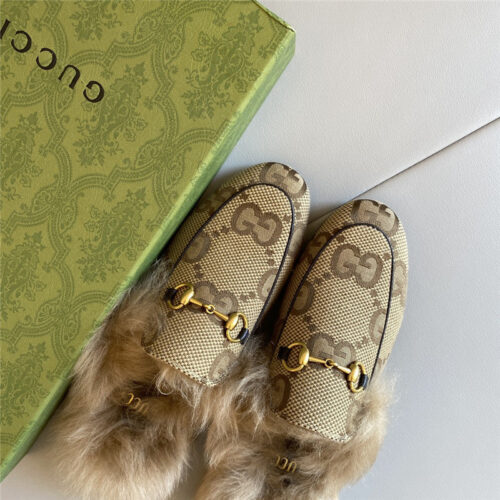 High Quality Luxury Gucci 100 Princetown Fur Slippers product detail