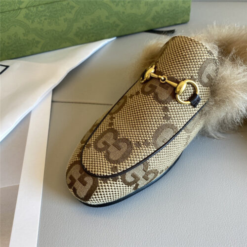 High Quality Luxury Gucci 100 Princetown Fur Slippers product detail