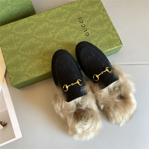 High Quality Luxury Gucci 100 Princetown Fur Slippers – Style 82899 product detail