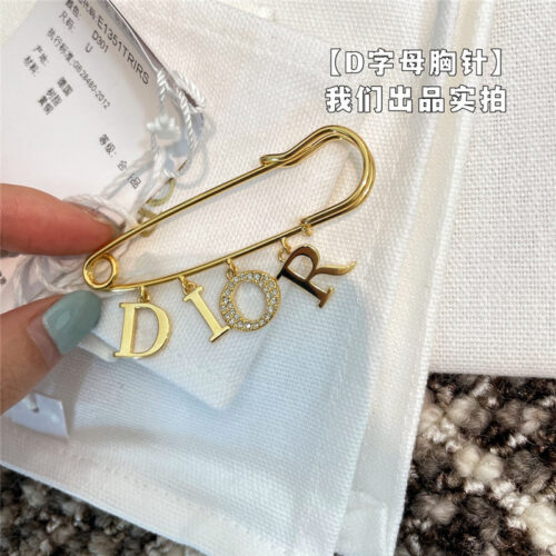 High Quality Luxury Dior Brooch product detail