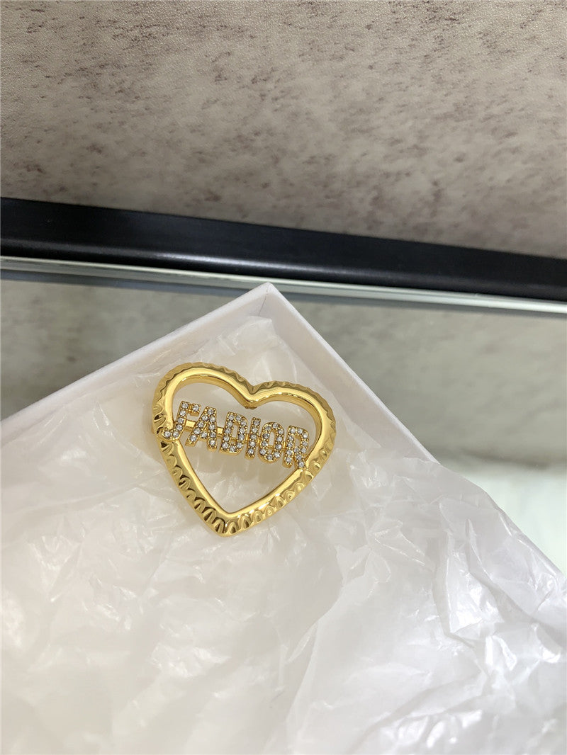 High Quality Luxury Dior D Letter Brooch product detail