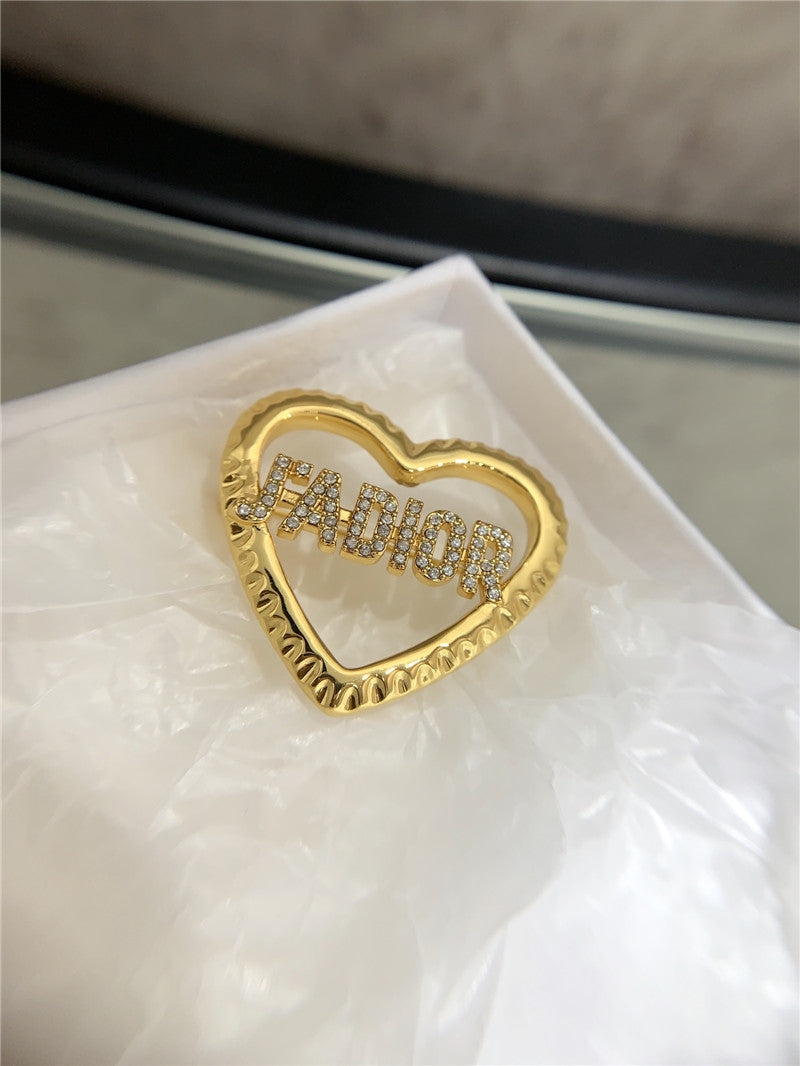 High Quality Luxury Dior D Letter Brooch product detail