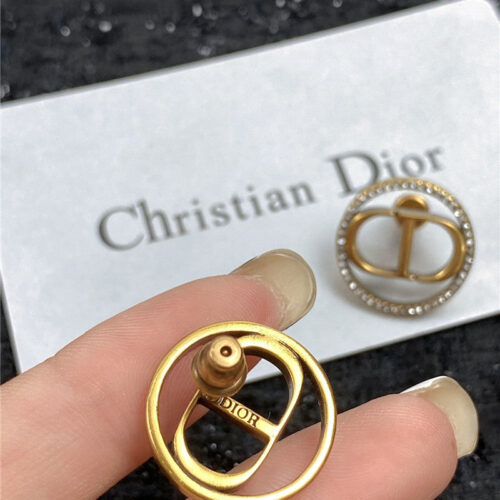 High Quality Luxury Dior Stud Earrings – Style 50919 product detail