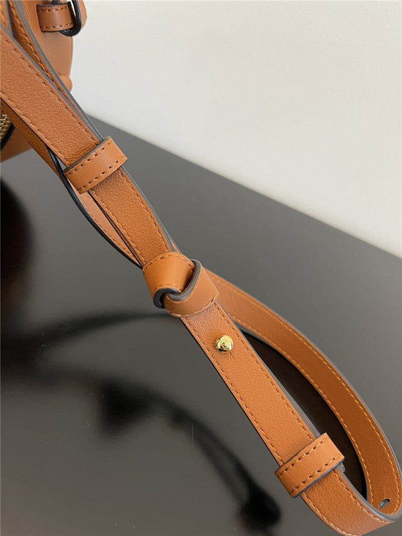 High Quality Luxury Fendi Logo Suede Camera Bag – Style 32543 product detail