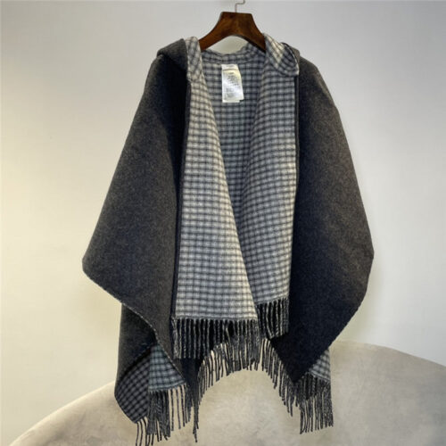 High Quality Luxury Fendi Cashmere Hooded Cloak