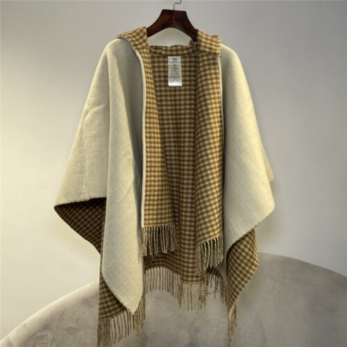 High Quality Luxury Fendi Cashmere Hooded Cloak – Style 25895