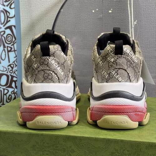 High Quality Luxury Gucci X Balenciaga Triple S Sneakers – Style 08579 product detail