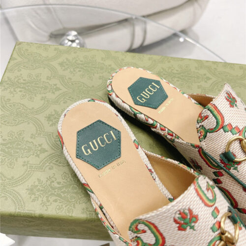 High Quality Luxury Gucci Horsebit Half Slippers – Style 81043 product detail