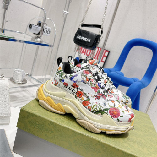 High Quality Luxury Gucci X Balenciaga Triple S Sneakers – Style 05187