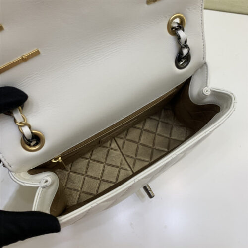 High Quality Luxury Chanel Badge CF Metal Decorative Chain Bag Large – Style 46897 product detail