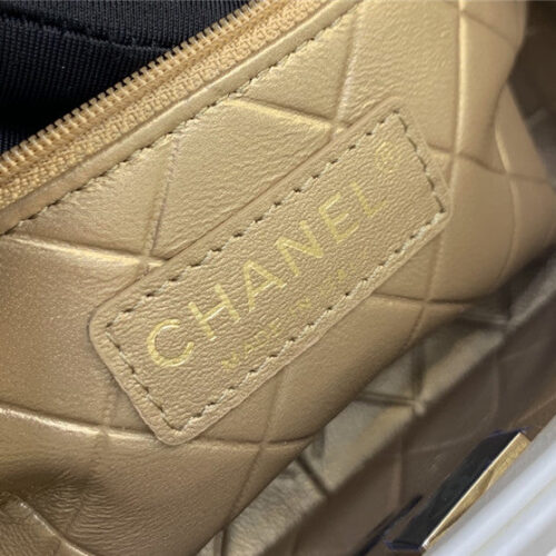 High Quality Luxury Chanel Badge CF Metal Decorative Chain Bag Large – Style 46897 product detail