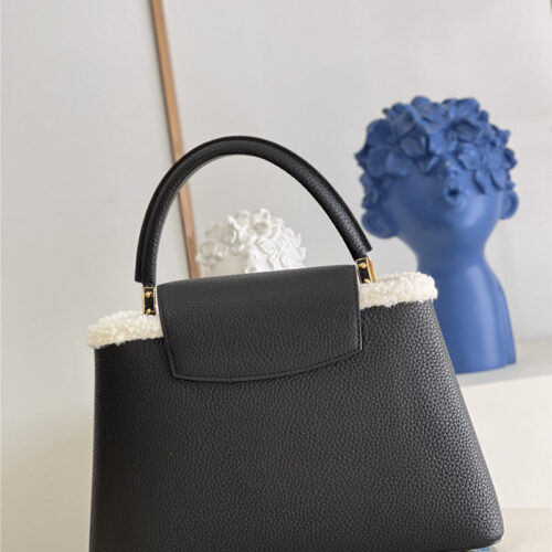 High Quality Luxury Louis Vuitton Capucines MM Taurillon Leather Bag product detail