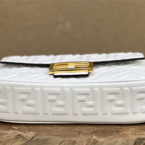 High Quality Luxury Fendi Baguette Bag – Style 32319 product detail