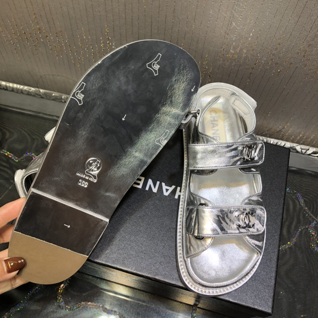 High Quality Luxury Chanel Platform Beach Sandals – Style 93734 product detail