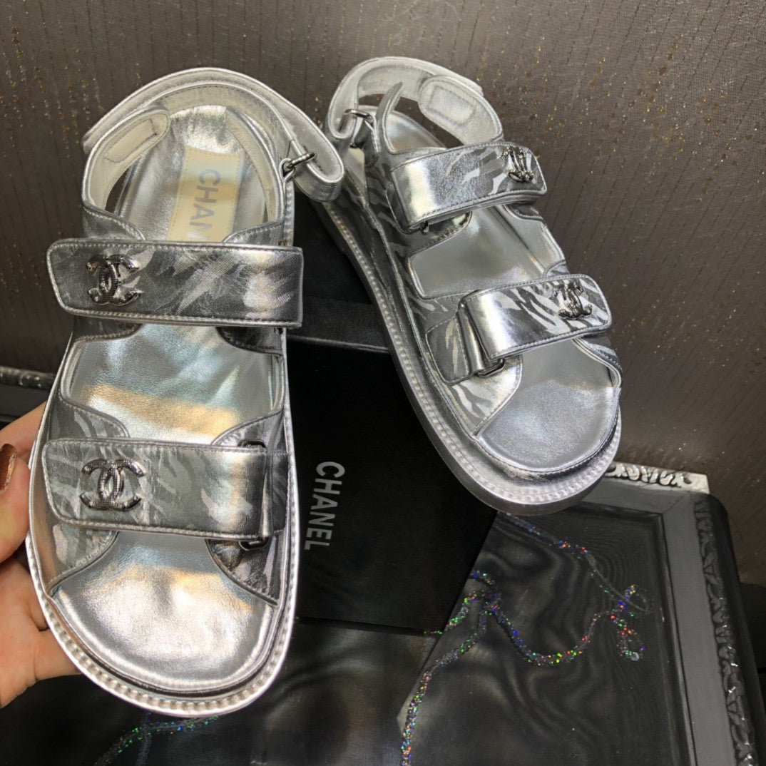 High Quality Luxury Chanel Platform Beach Sandals – Style 93734 product detail